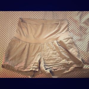 Fold over, linen maternity shorts
